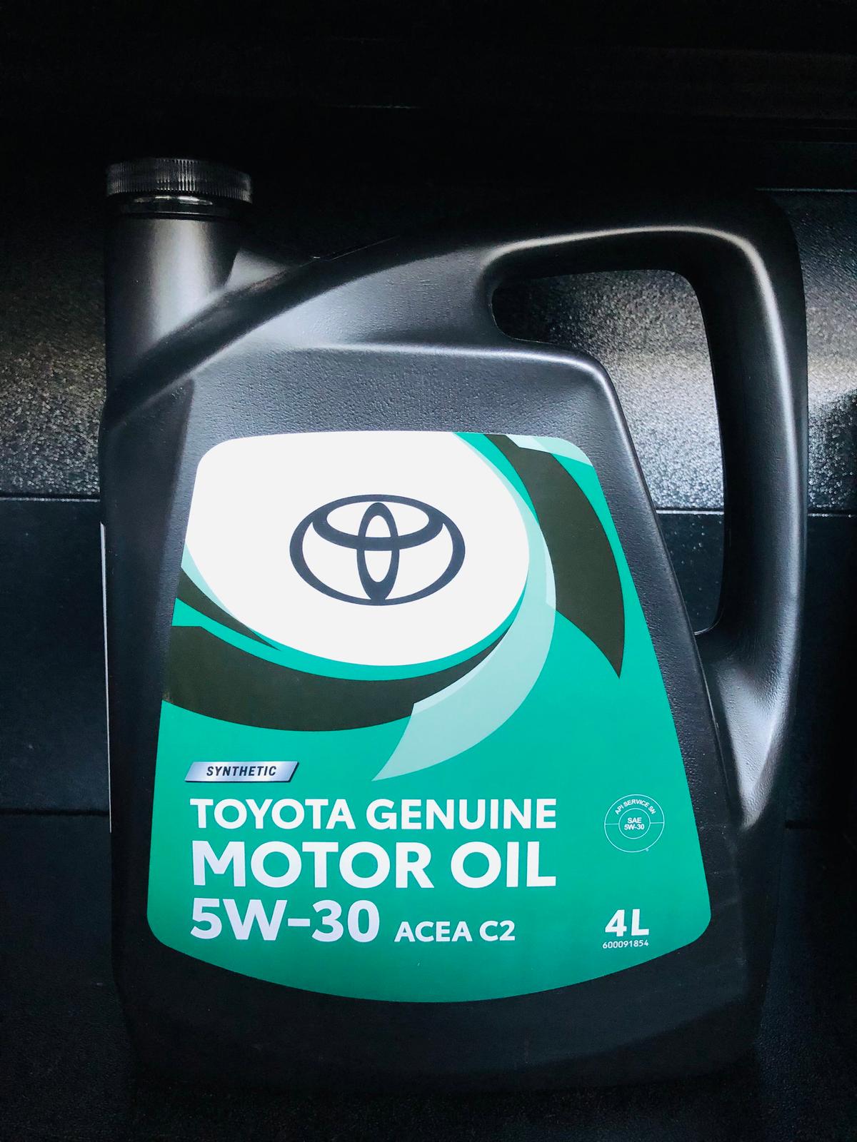TOYOTA MOTOR OIL DIESEL C2 ACEA 5W30 TOYOTA