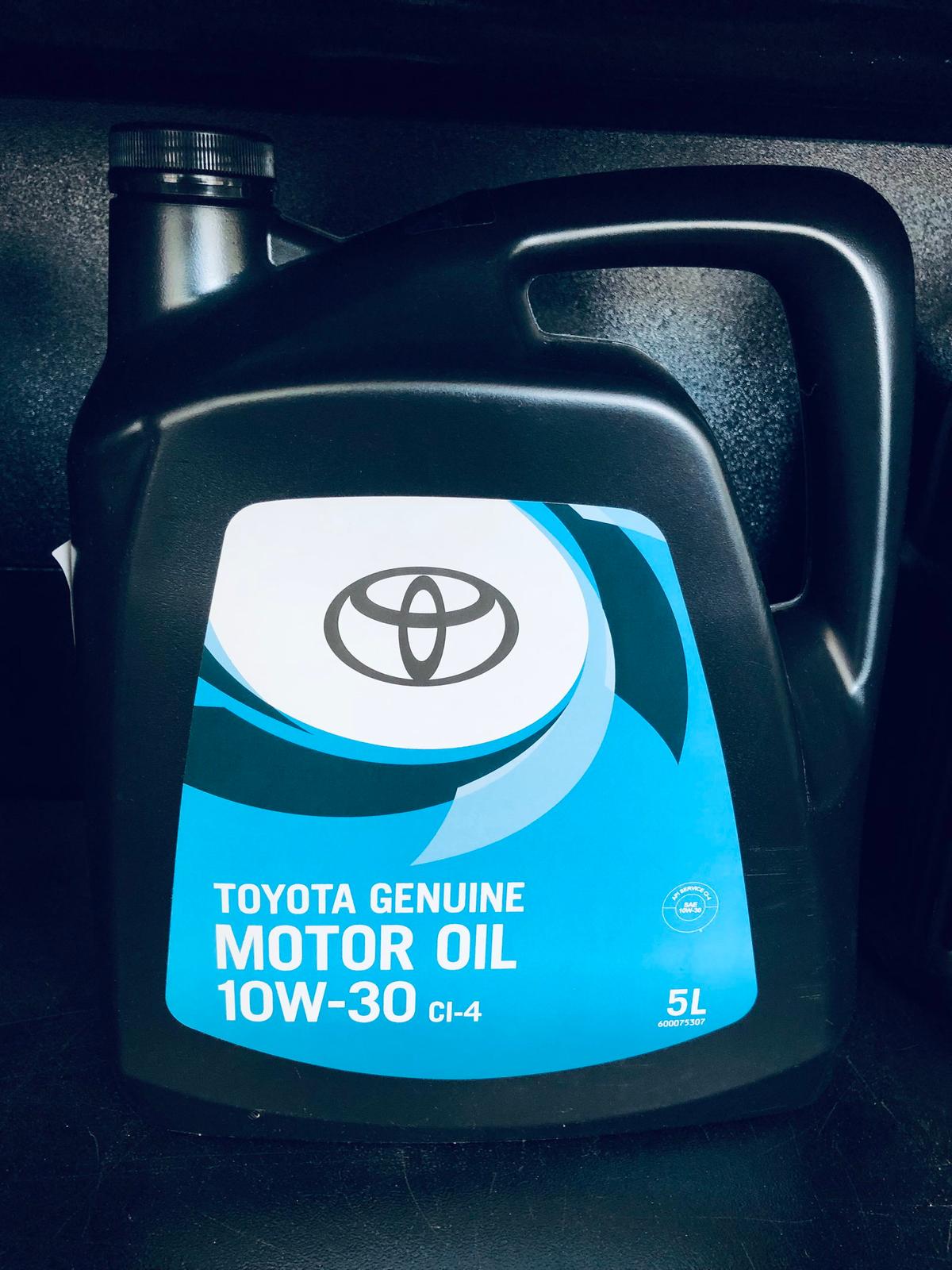 TOYOTA MOTOR OIL CI4 10W30 5L