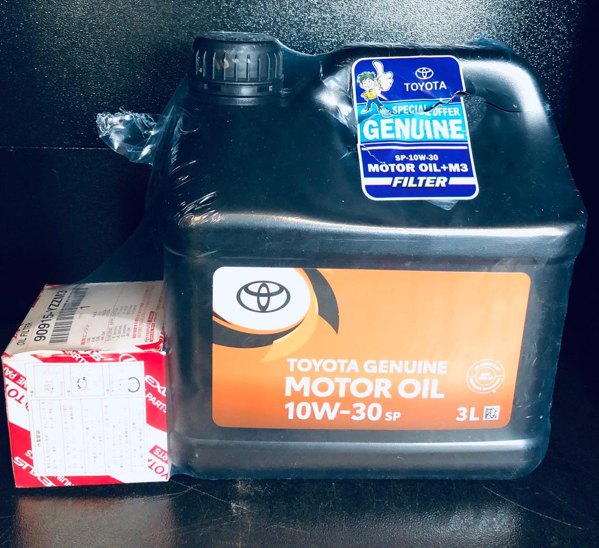TOYOTA MOTOR OIL 10W30 3L WITH OIL FILTE